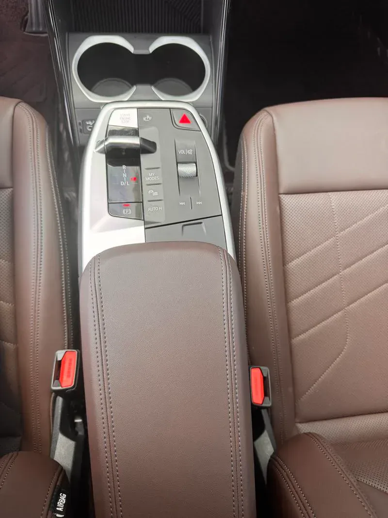 BMW X1 2023 — photo 10 of 17