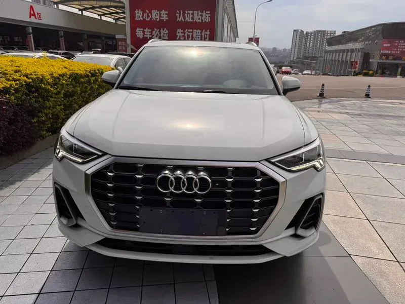 Audi Q3 2023 — photo 2 of 17
