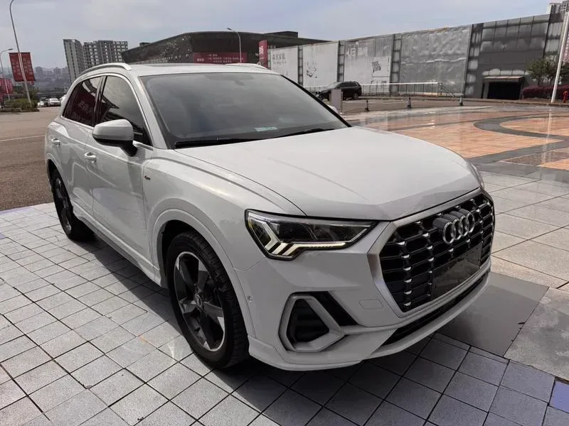 Audi Q3 2023 — photo 3 of 17