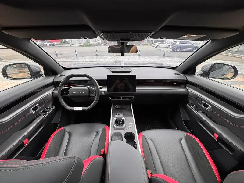 Jetour Great Sage 2023 — photo 13 of 20