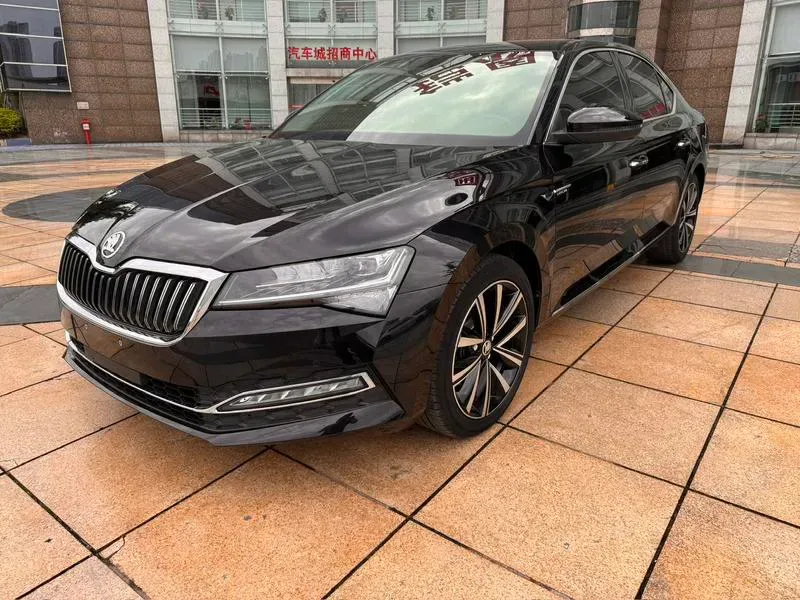 Skoda Superb 2023