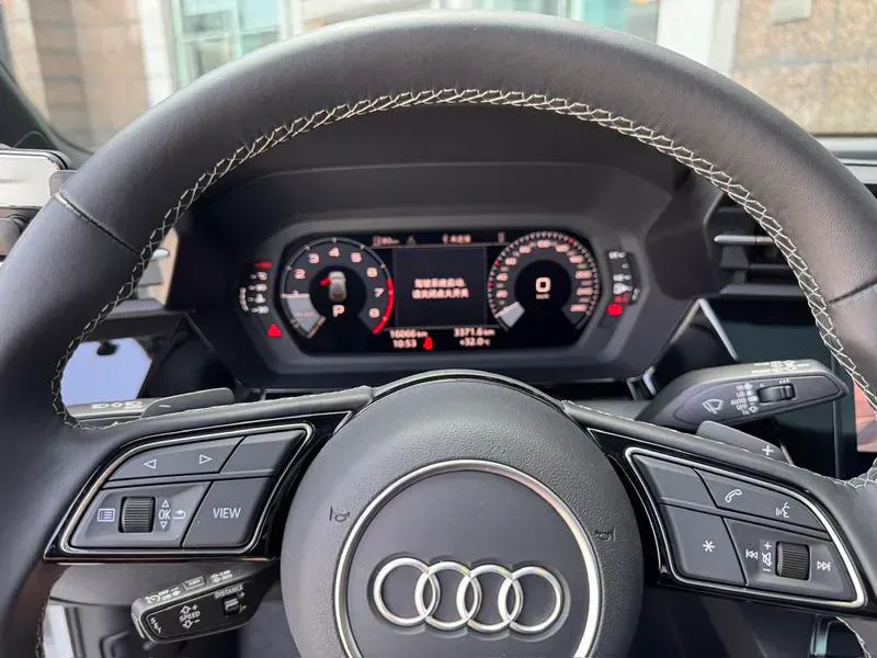 Audi A3 2024 — photo 12 of 17
