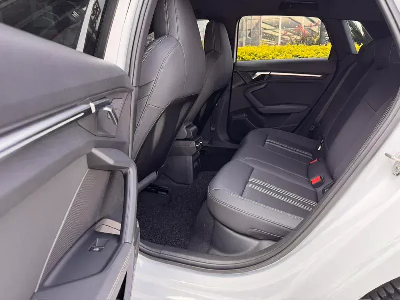 Audi A3 2024 — photo 16 of 17