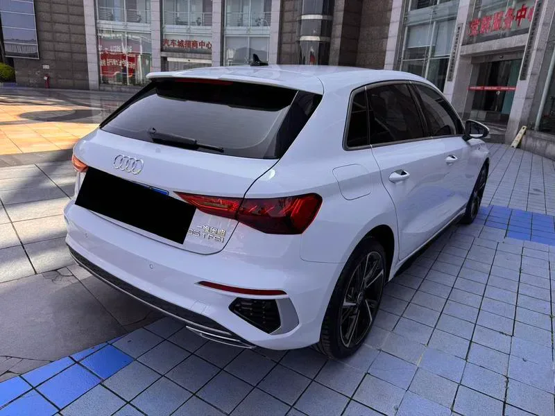 Audi A3 2024 — photo 6 of 17