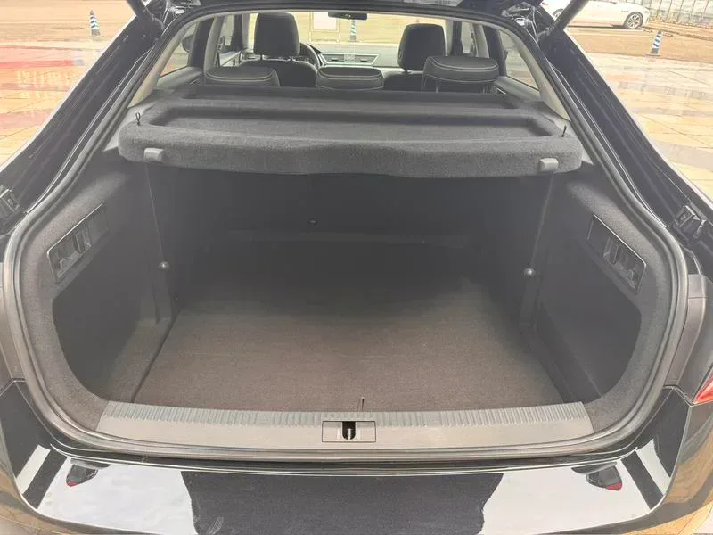 Skoda Superb 2024 — photo 20 of 20