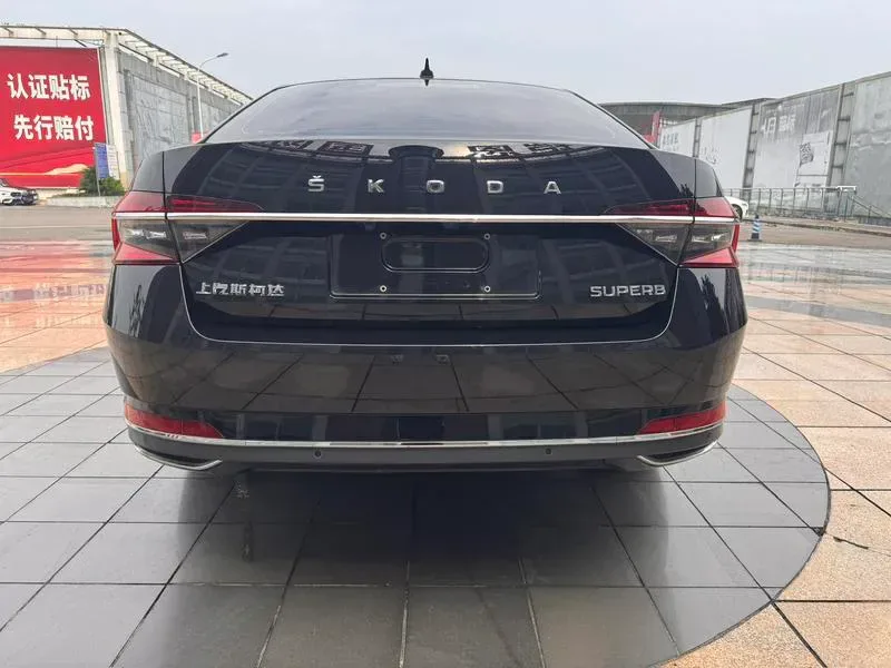 Skoda Superb 2024 — photo 5 of 20