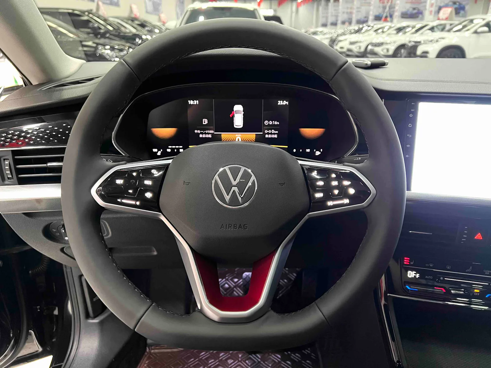 Volkswagen Passat 2023 — photo 8 of 20