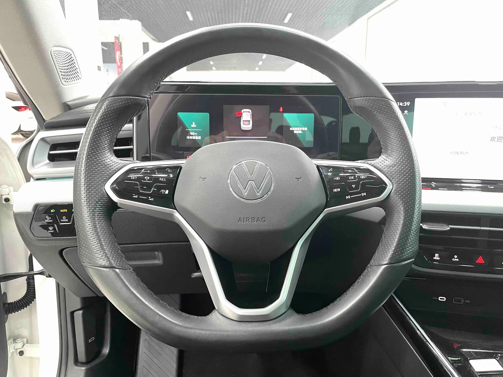 Volkswagen Lamando 2023 — photo 4 of 20