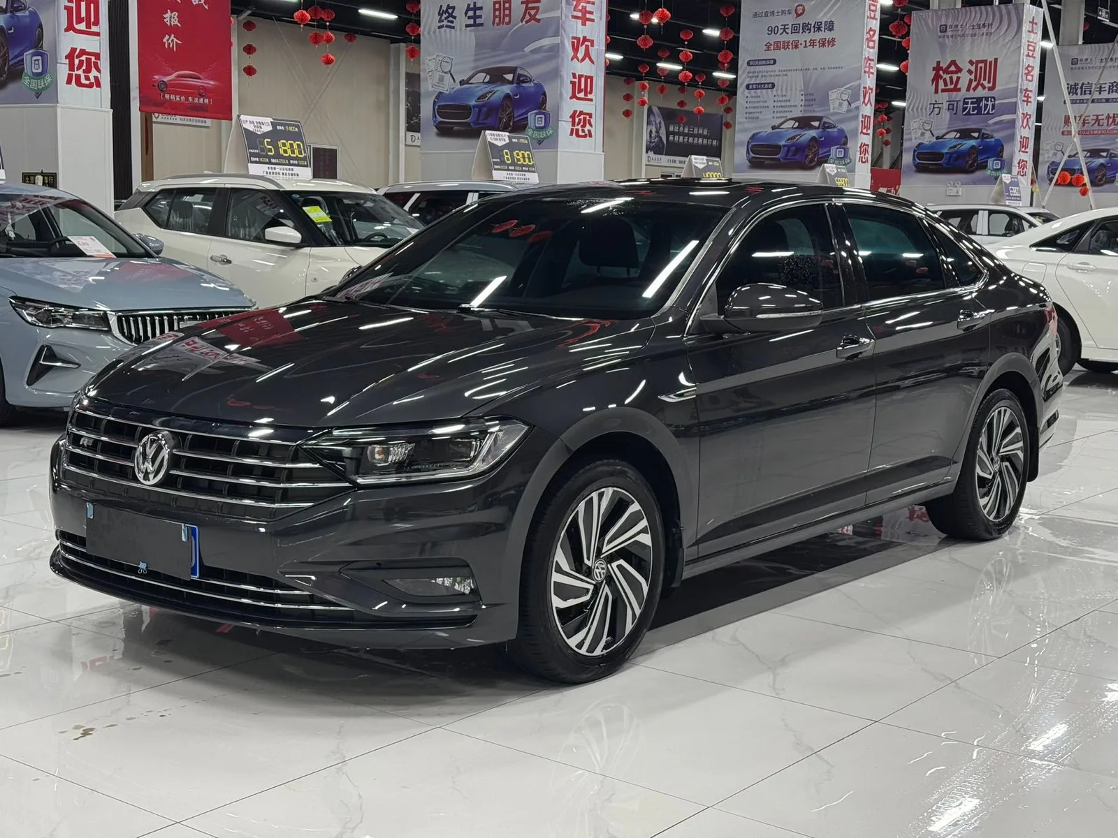 Volkswagen Sagitar 2021 — photo 3 of 18