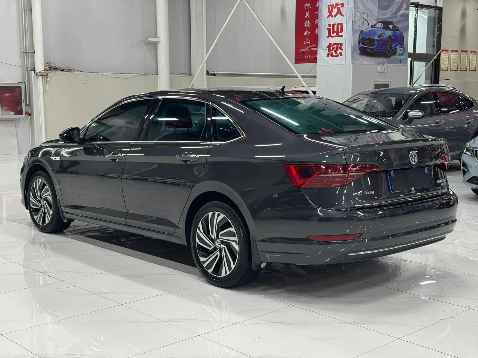 Volkswagen Sagitar 2021 — photo 4 of 18