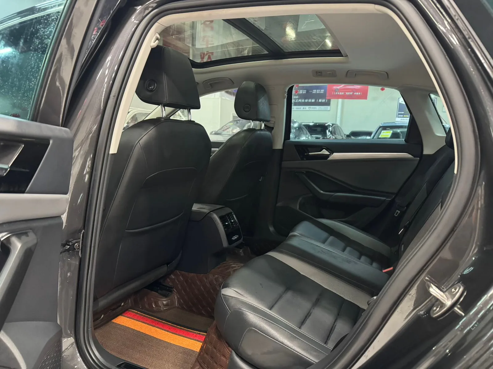 Volkswagen Sagitar 2021 — photo 9 of 18