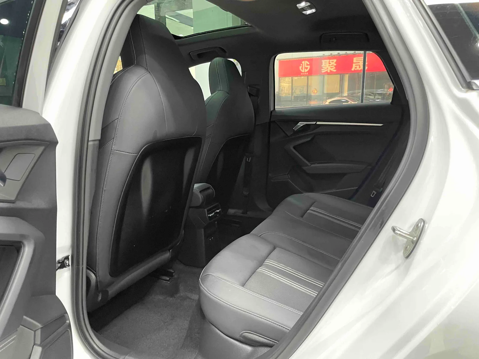 Audi A3 2022 — photo 9 of 20