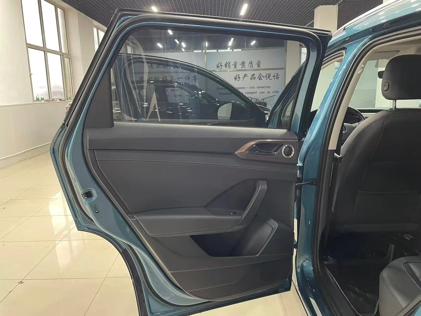 Volkswagen Tayron 2021 — photo 9 of 20