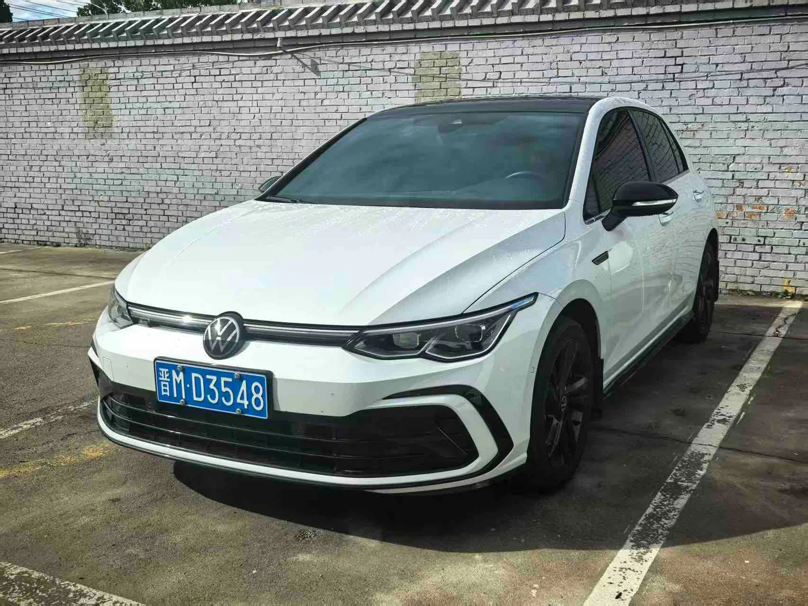 Volkswagen Golf 2023