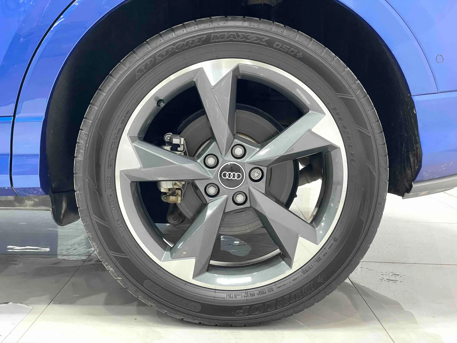 Audi Q3 2022 — photo 12 of 19