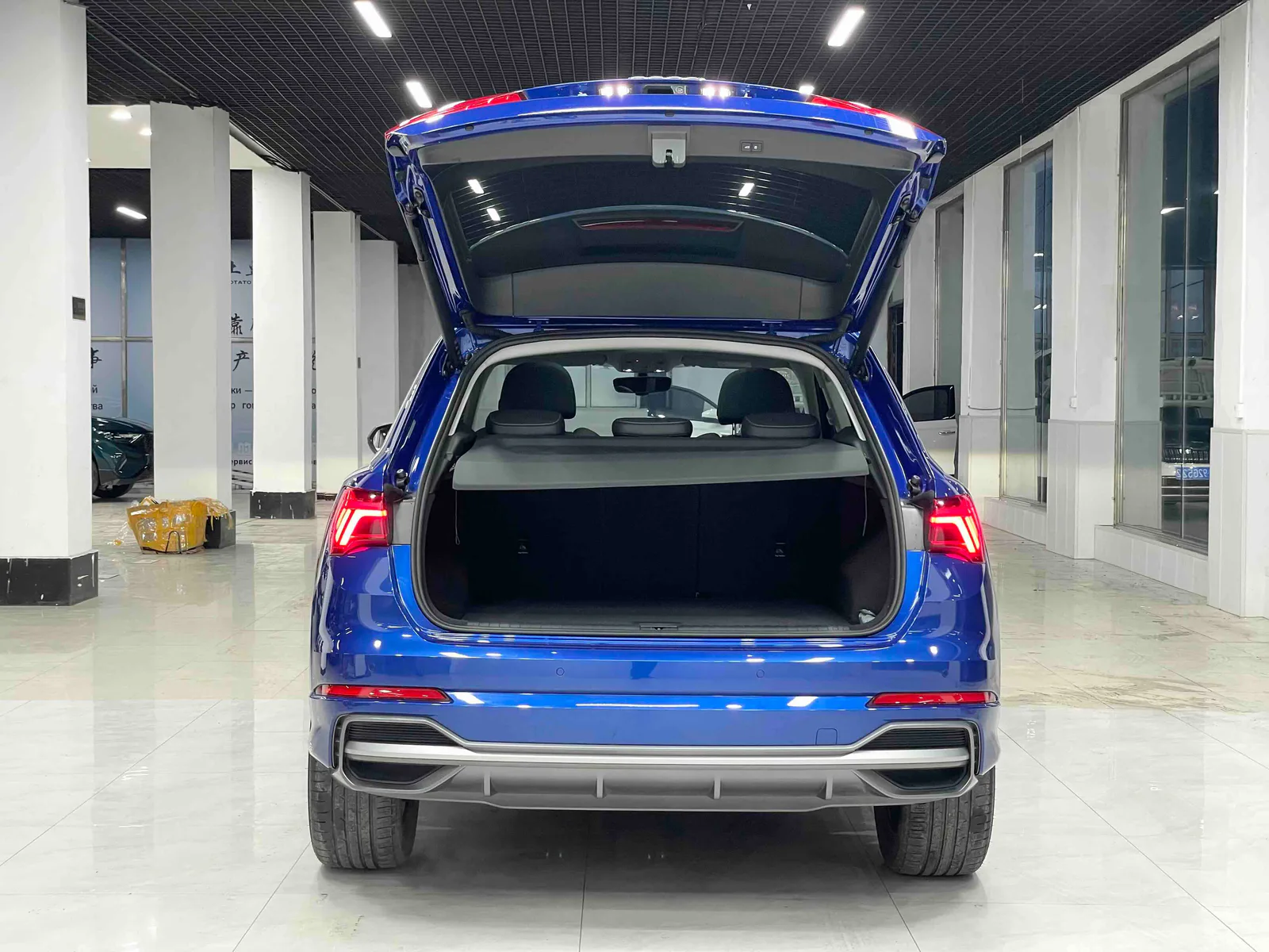 Audi Q3 2022 — photo 16 of 19