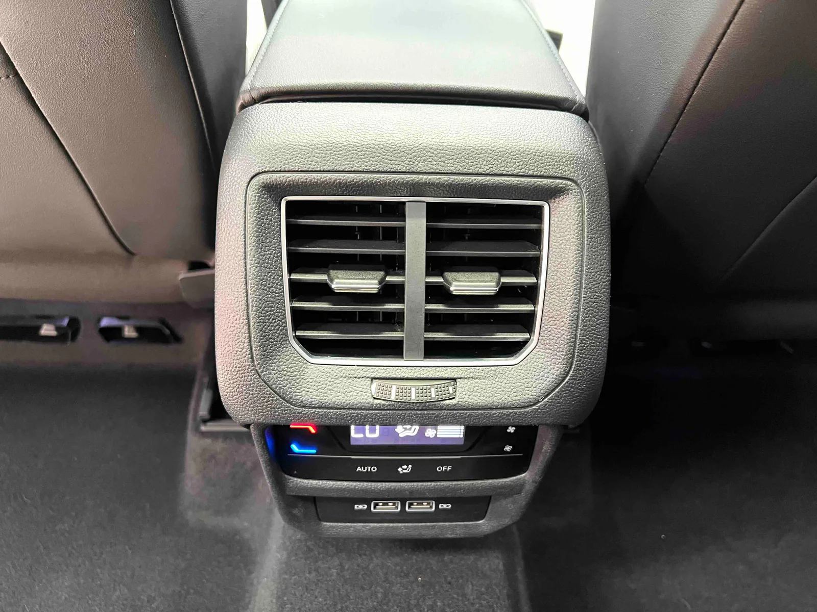 Volkswagen Tanyue 2023 — photo 11 of 20