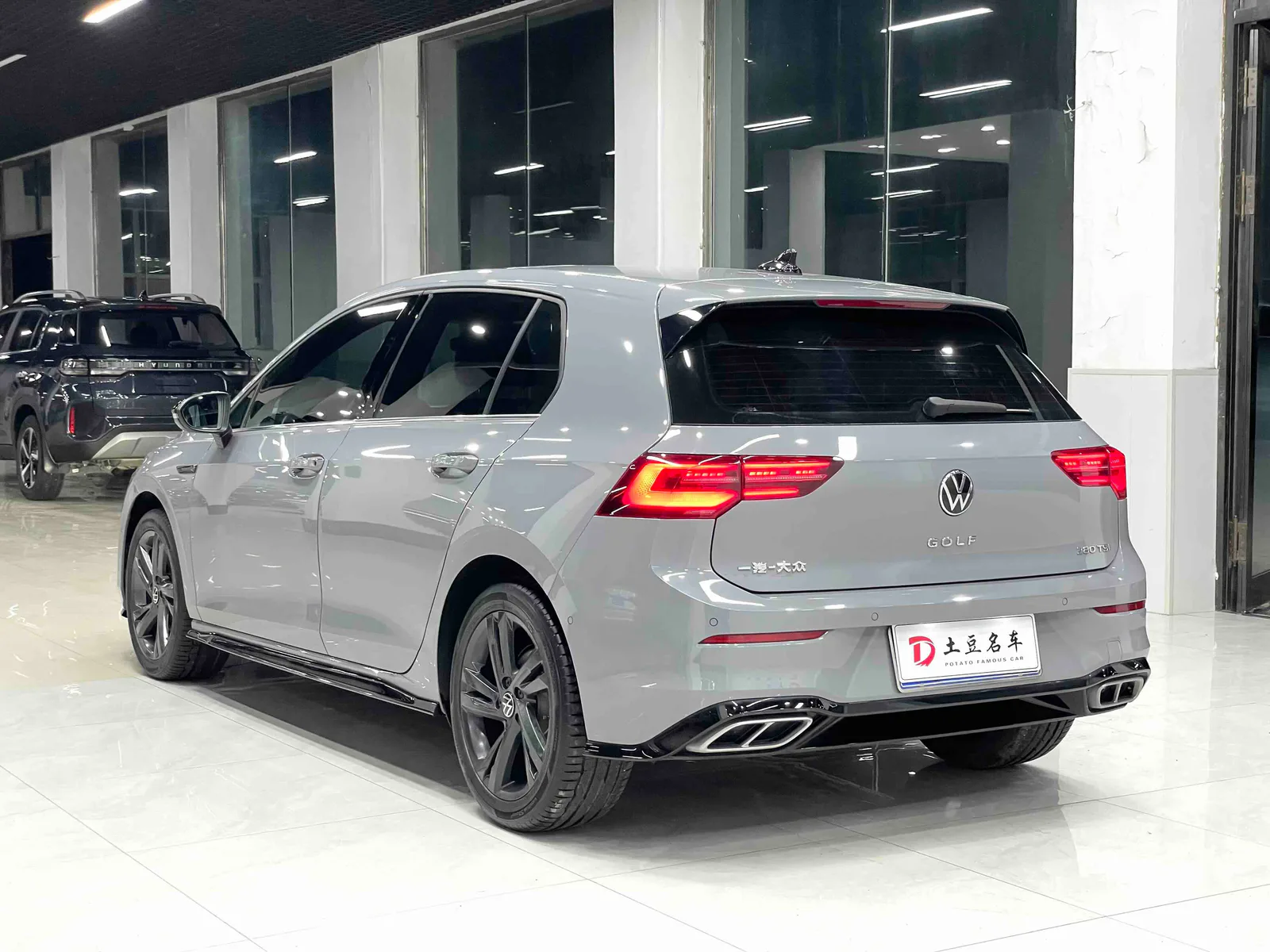 Volkswagen Golf 2021 — photo 14 of 19
