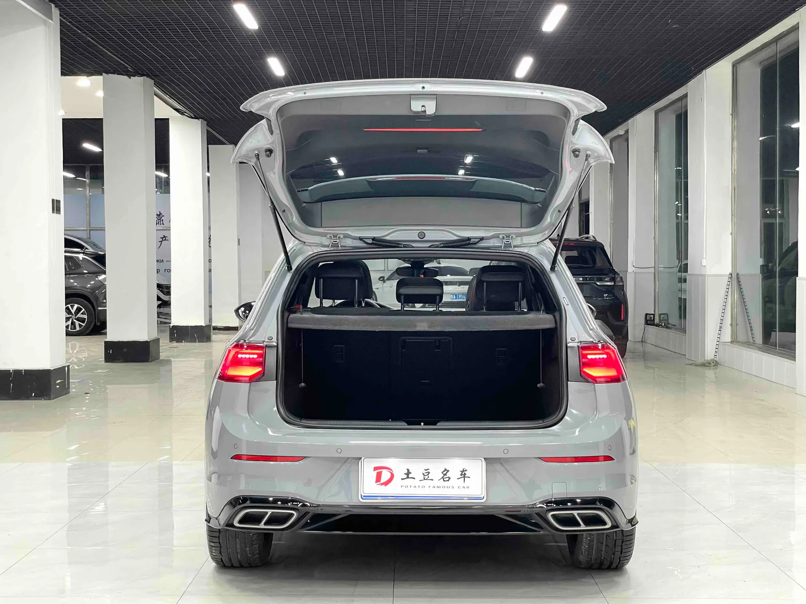 Volkswagen Golf 2021 — photo 17 of 19