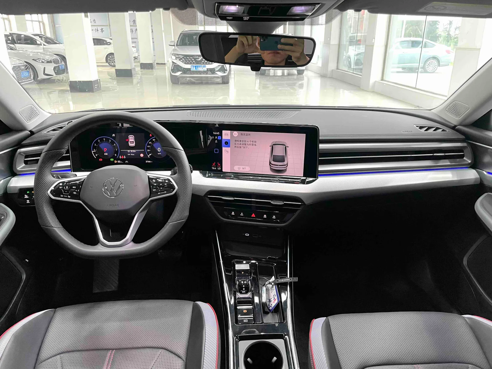 Volkswagen Lamando 2023 — photo 6 of 20