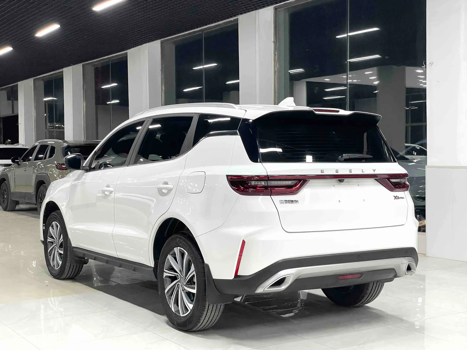 Geely Vision X6 2021 — photo 12 of 18