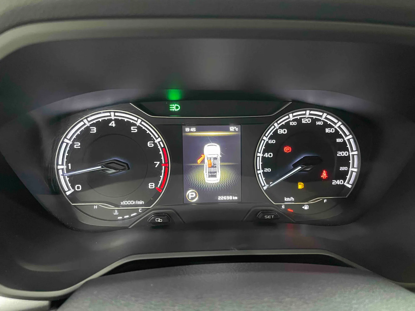 Geely Vision X6 2021 — photo 18 of 18