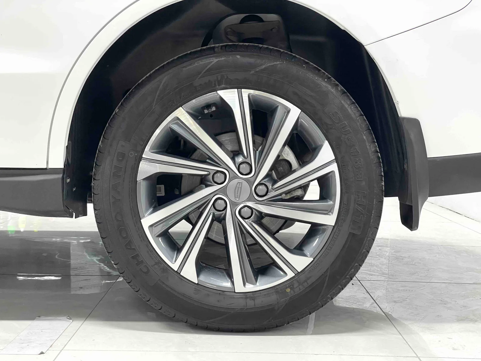 Geely Vision X6 2021 — photo 4 of 18