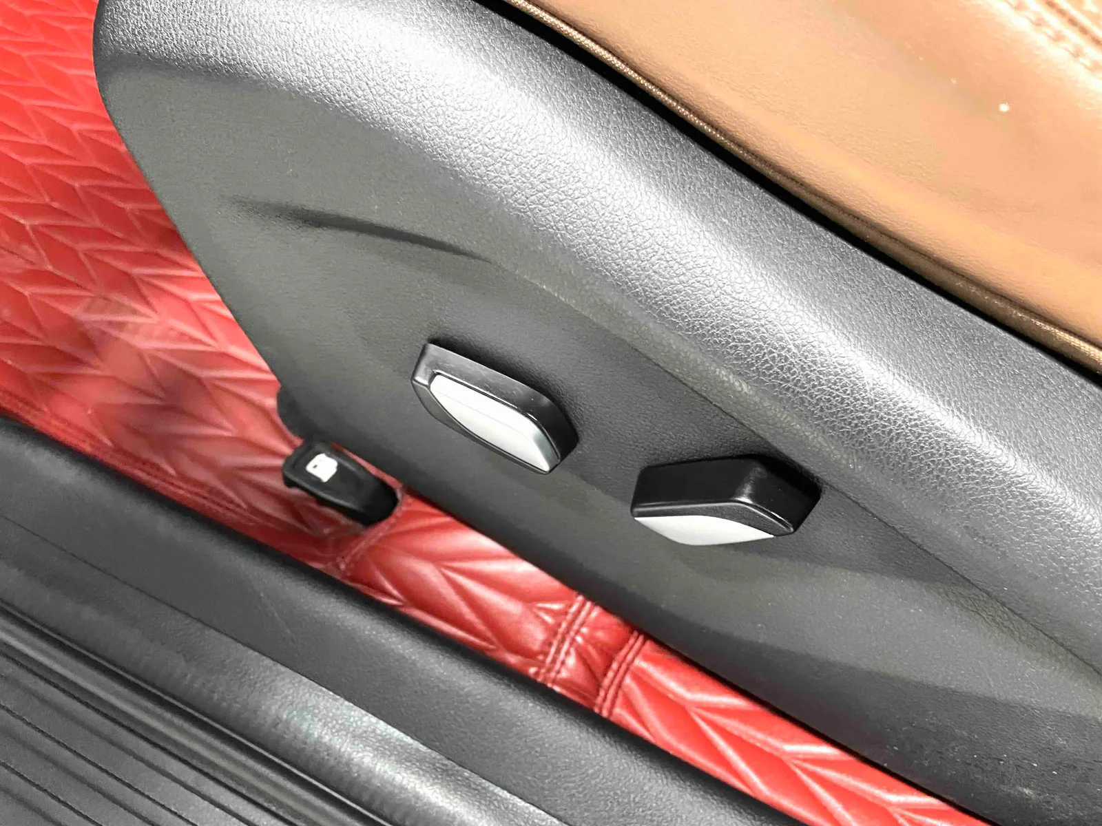 Geely Vision X6 2021 — photo 8 of 18