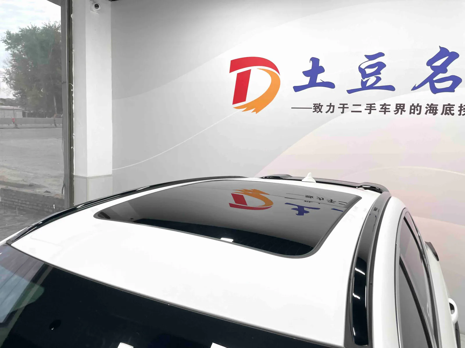 Haval Red Hare 2022 — photo 10 of 20