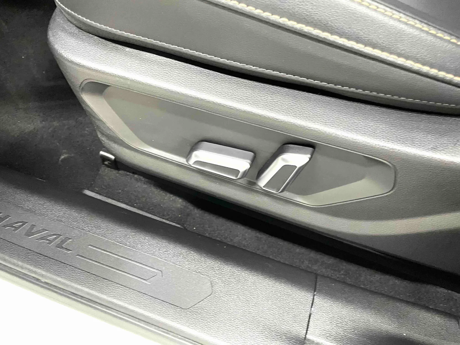 Haval Red Hare 2022 — photo 7 of 20