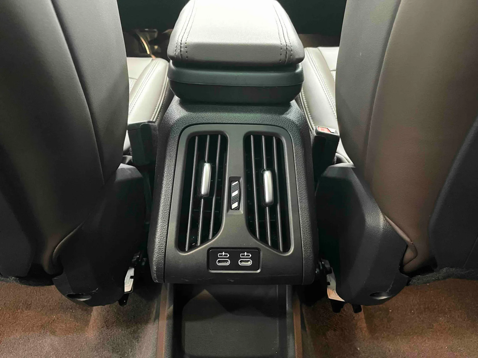 BMW X1 2023 — photo 10 of 20