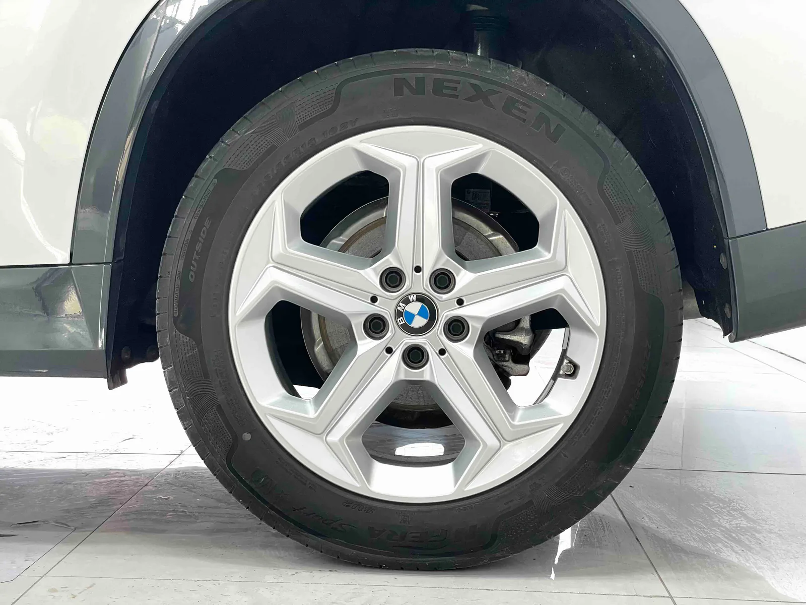 BMW X1 2023 — photo 13 of 20