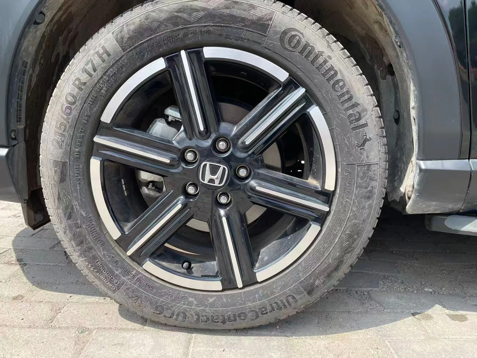 Honda Vezel 2023 — photo 11 of 20