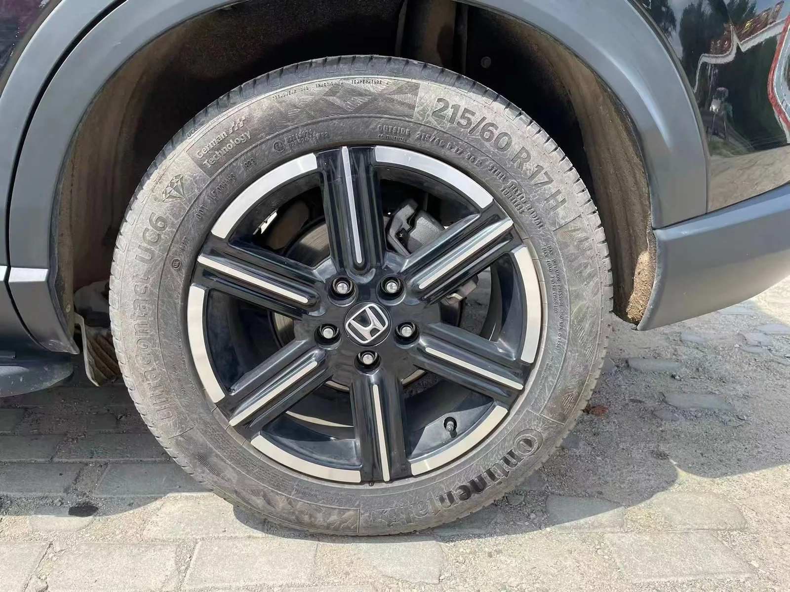 Honda Vezel 2023 — photo 12 of 20