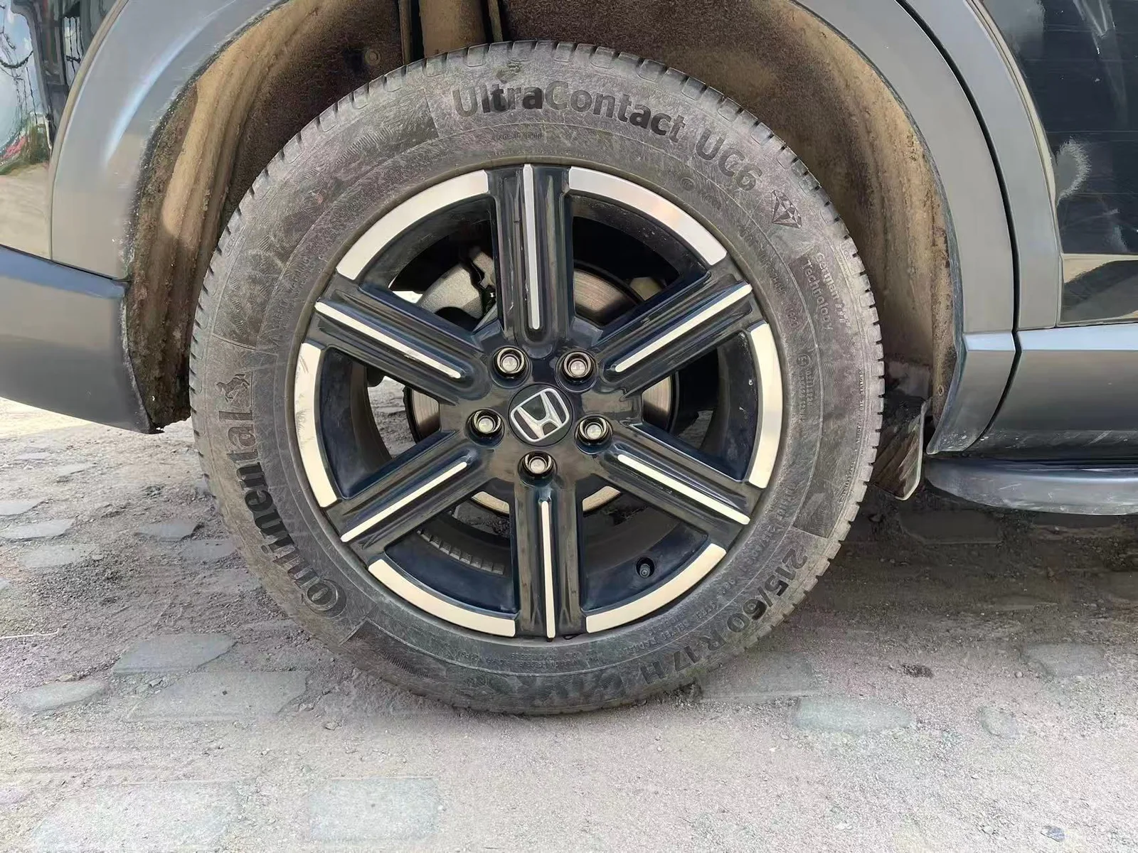 Honda Vezel 2023 — photo 17 of 20