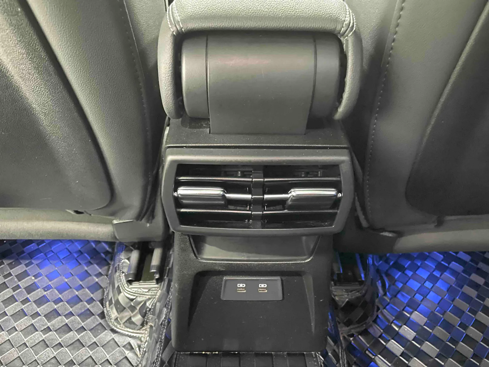 Audi A3 2023 — photo 10 of 20
