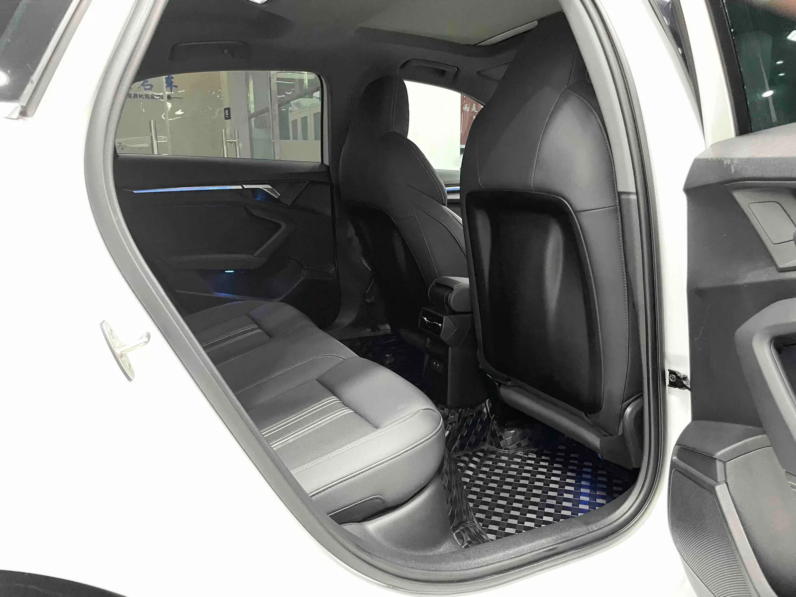 Audi A3 2023 — photo 11 of 20
