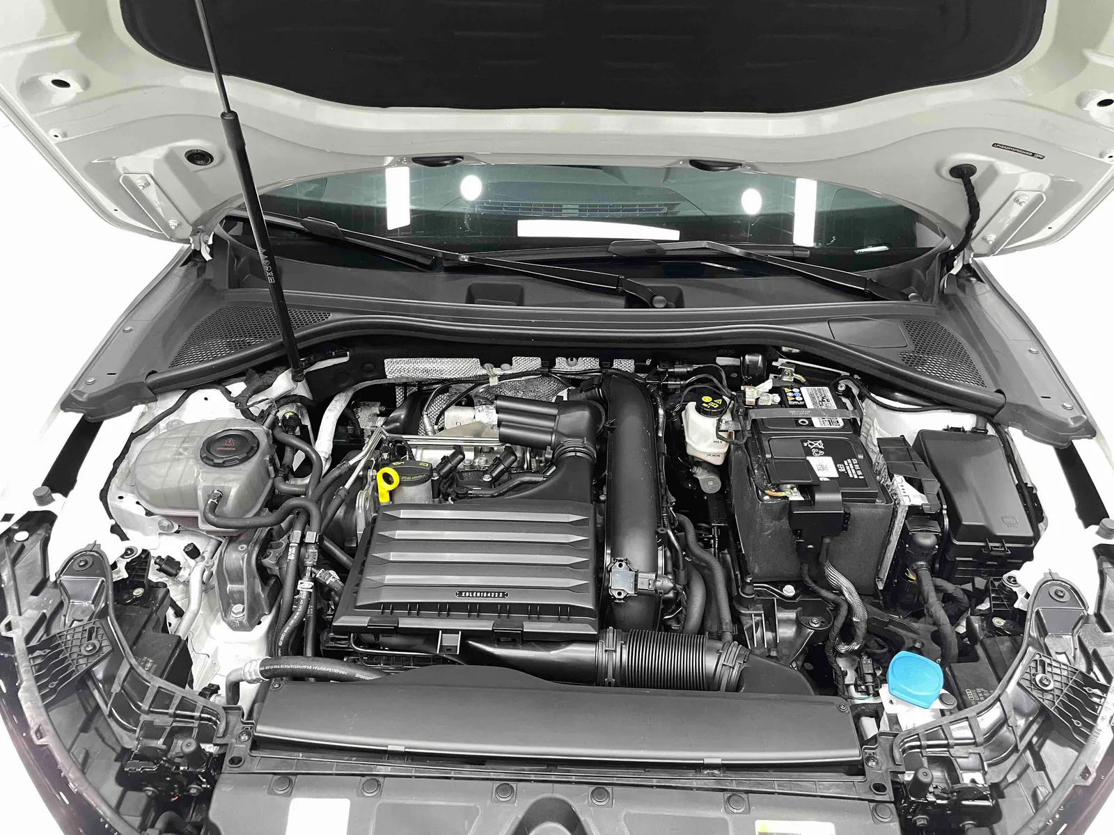 Audi A3 2023 — photo 18 of 20