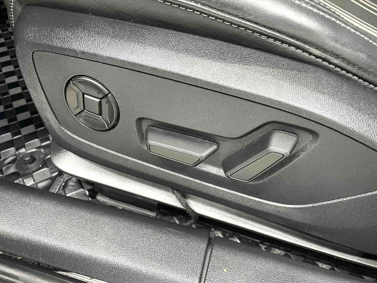 Audi A3 2023 — photo 8 of 20