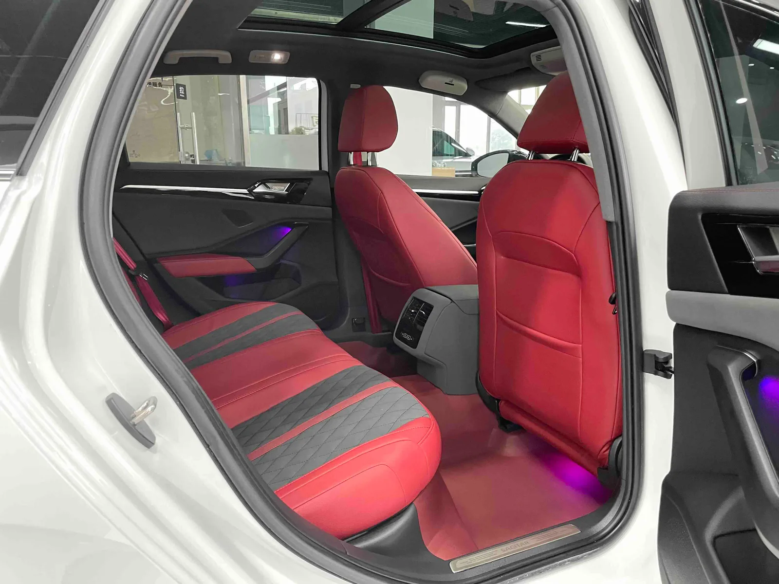 Volkswagen Sagitar 2021 — photo 11 of 20