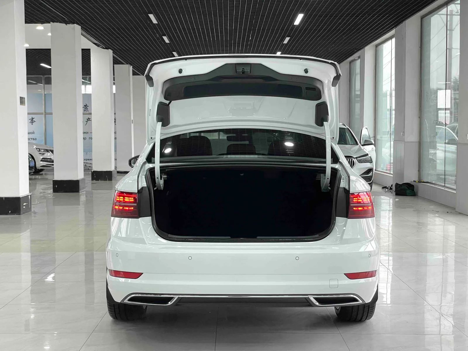 Volkswagen Sagitar 2021 — photo 17 of 20