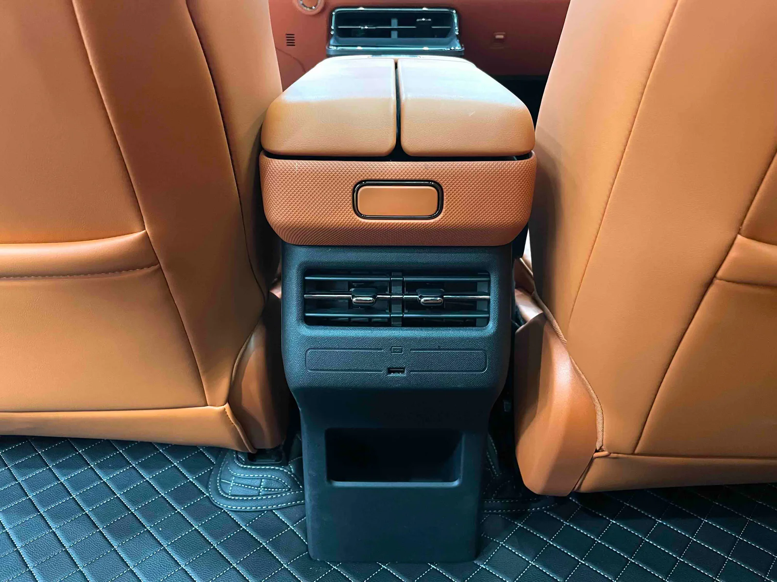 Toyota Bozhi 3X 2025 — photo 17 of 19