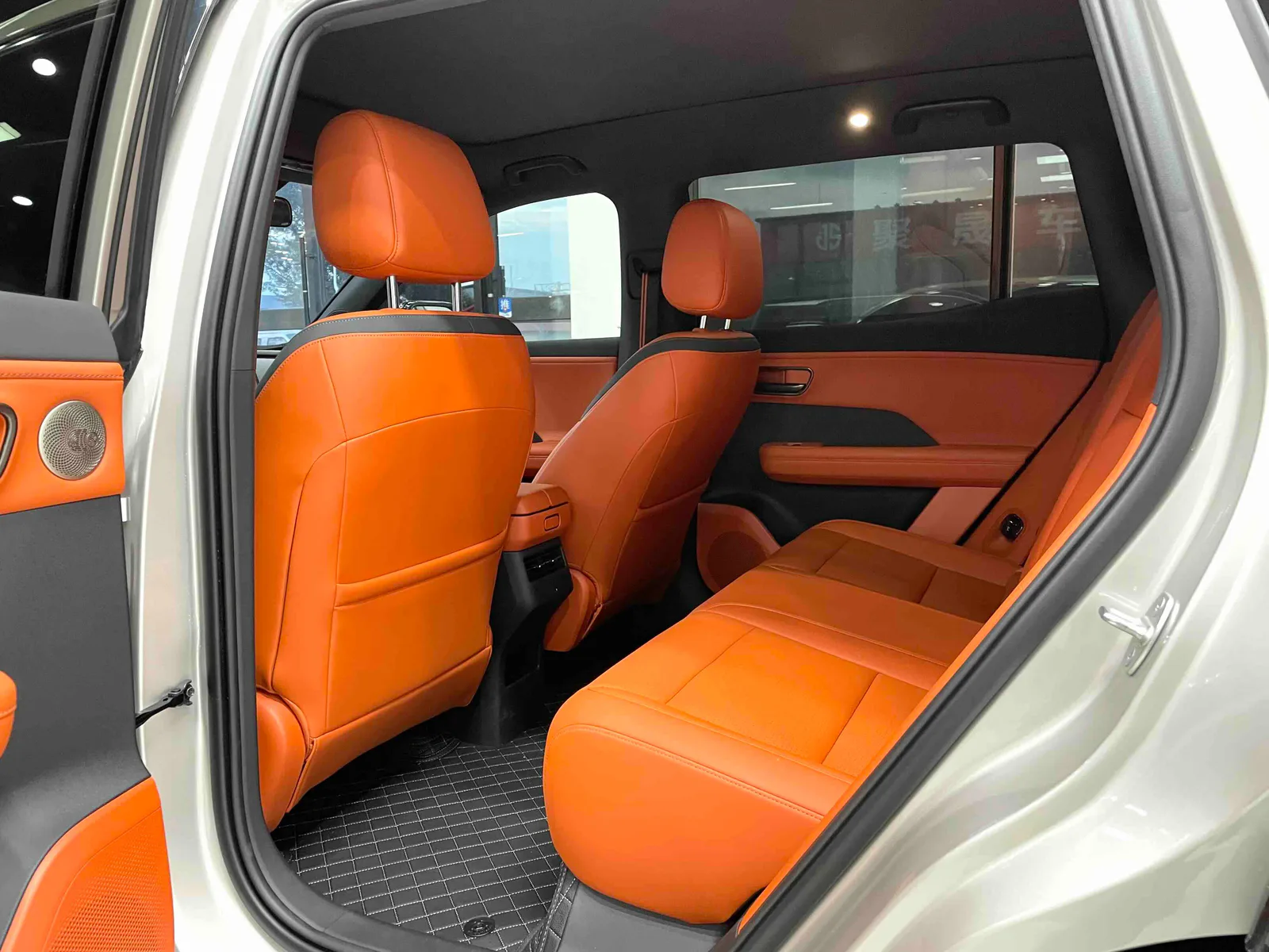 Toyota Bozhi 3X 2025 — photo 9 of 19