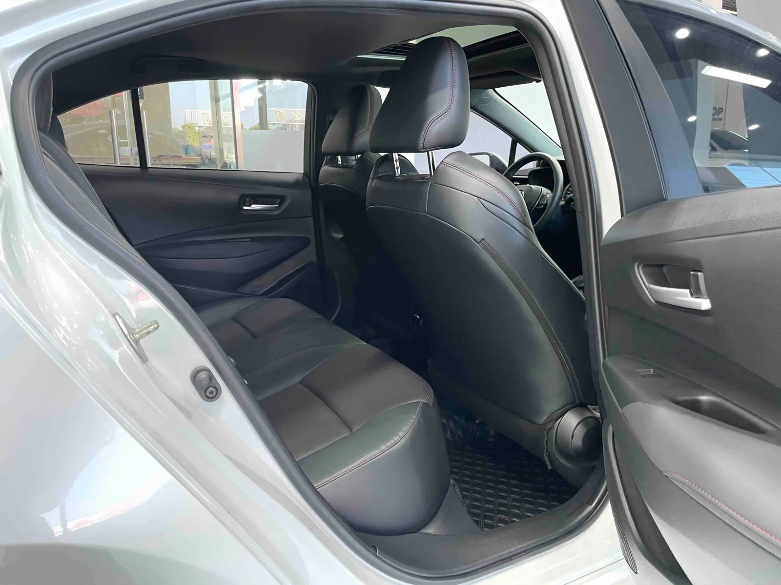 Toyota Levin 2022 — photo 10 of 20