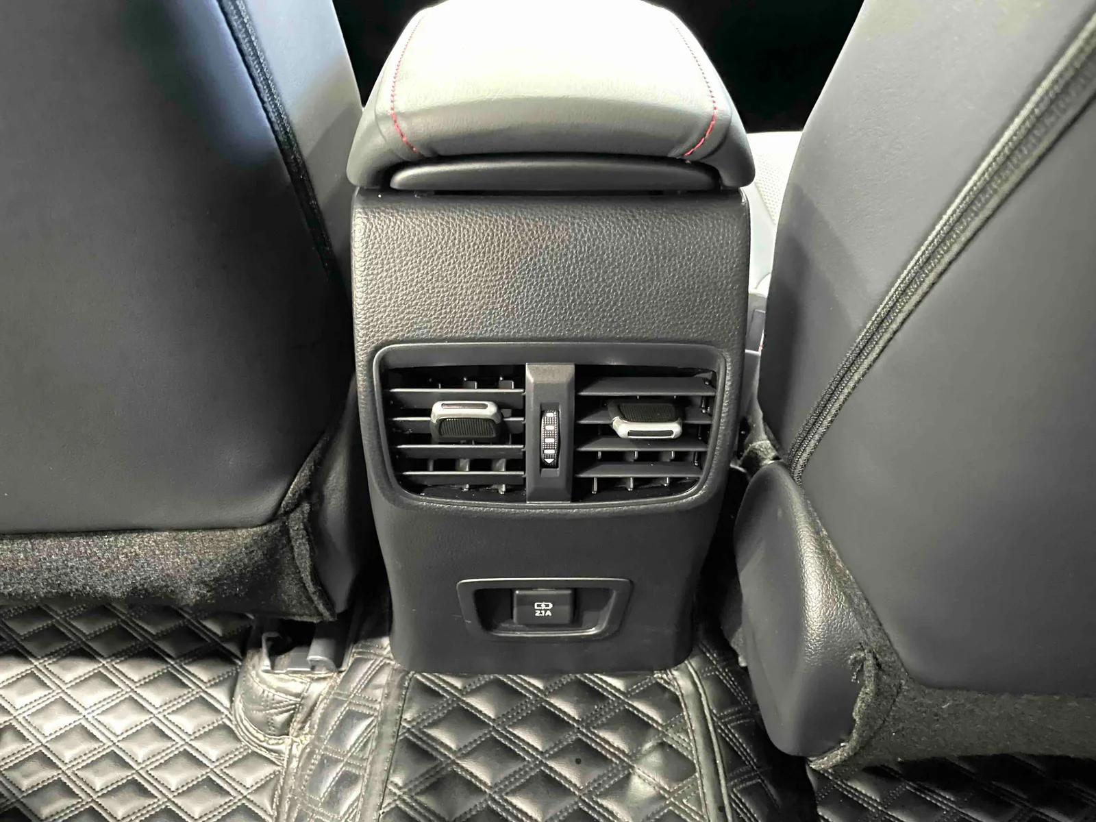 Toyota Levin 2022 — photo 9 of 20