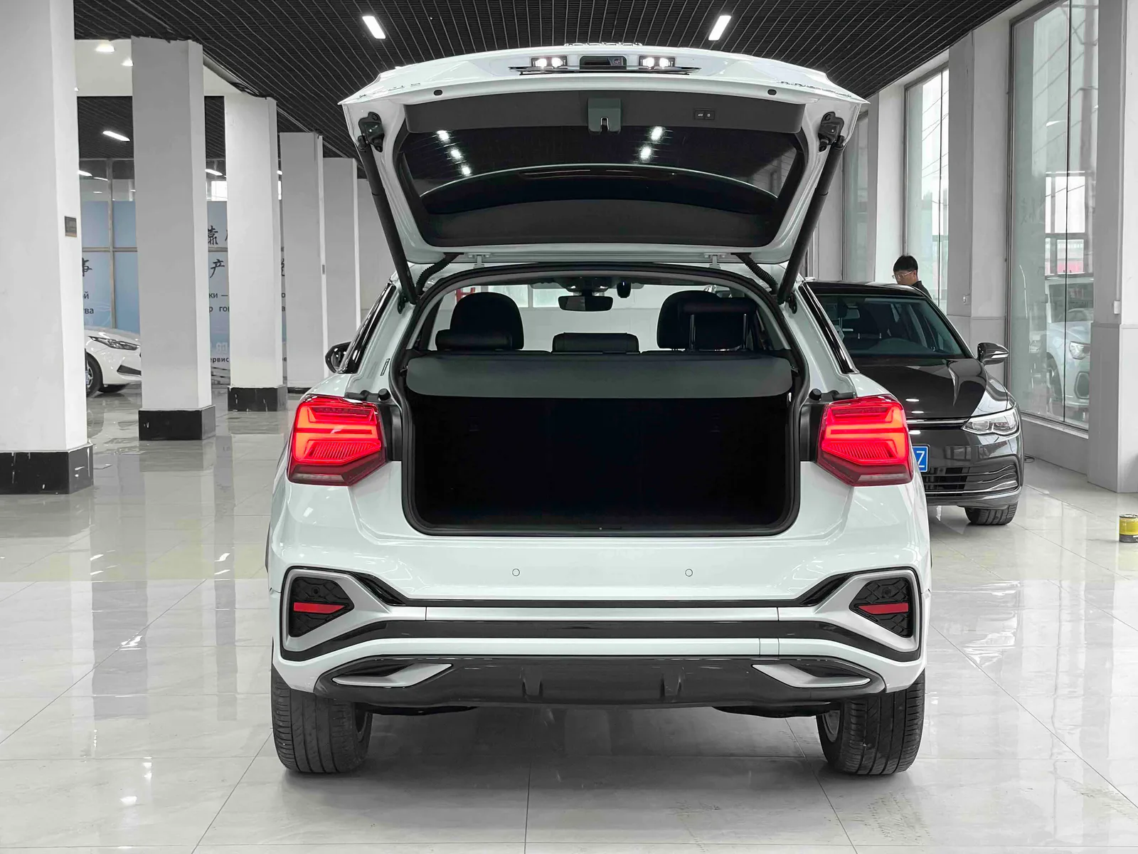 Audi Q2L 2022 — photo 17 of 20