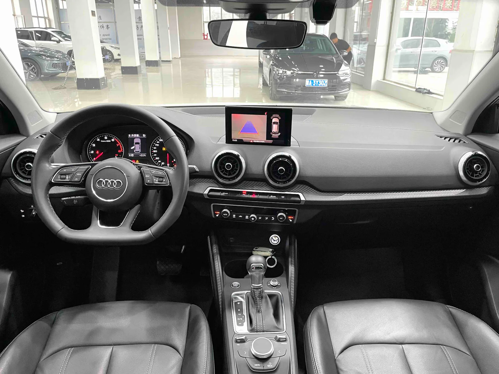 Audi Q2L 2022 — photo 6 of 20