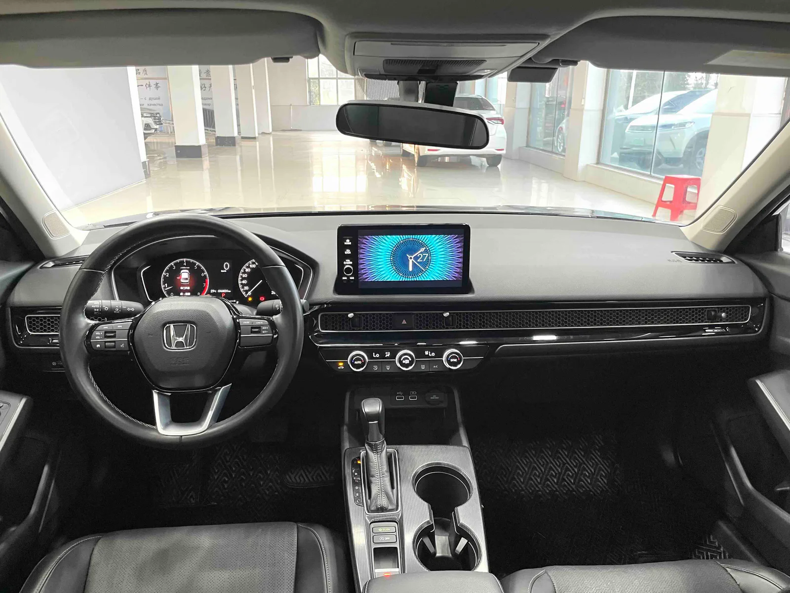 Honda Civic 2022 — photo 6 of 19