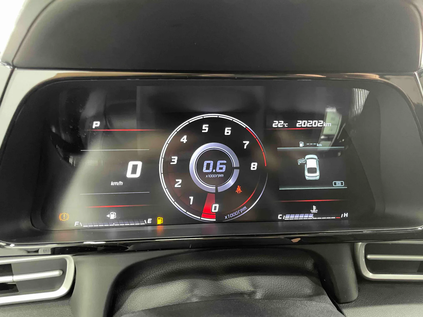 Hyundai Elantra 2022 — photo 20 of 20