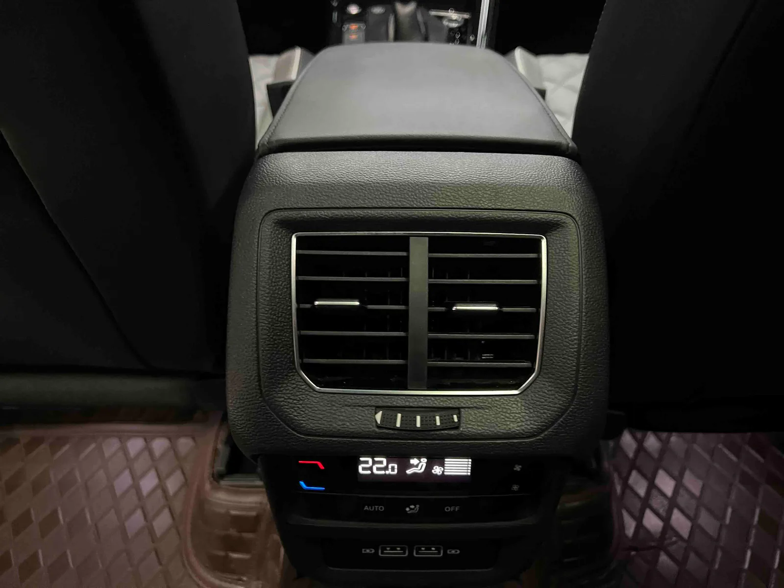 Volkswagen Tanyue 2023 — photo 11 of 19